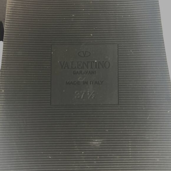 Valentino Garavani Roman Stud Shearling Mules in Black - Picture 14 of 15